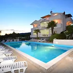 Rina-4 By Interhome Apartamento *