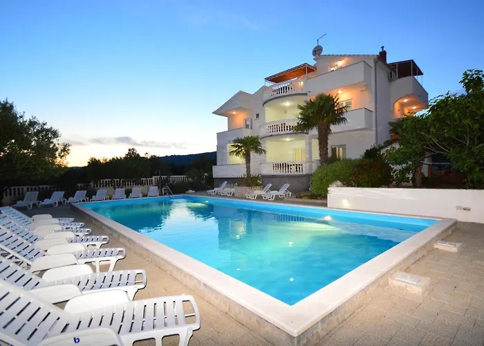 Rina-4 By Interhome דירה *