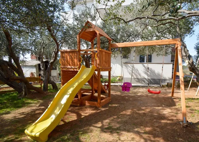 Rina-4 By Interhome דירה