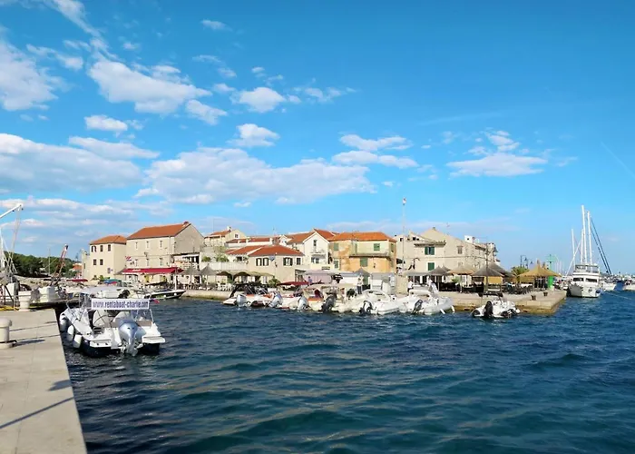 Rina-4 By Interhome *