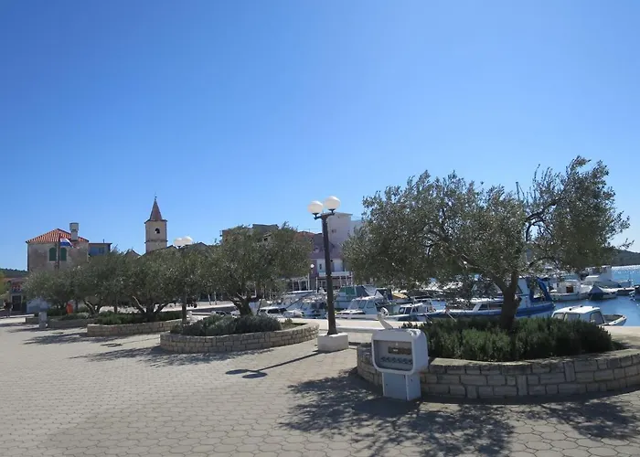 Rina-4 By Interhome * וודיצה